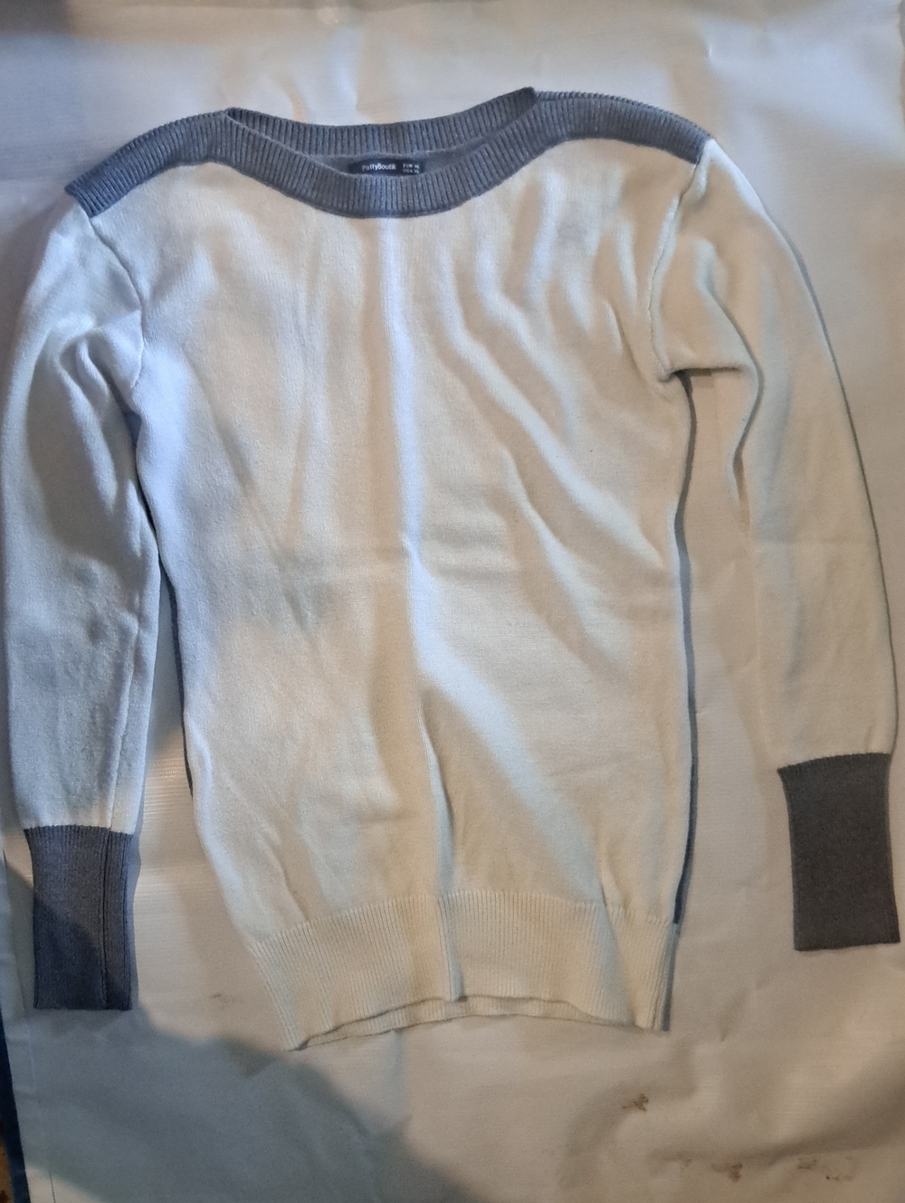 PattyBoutik White Sweater with Gray Rib Trim